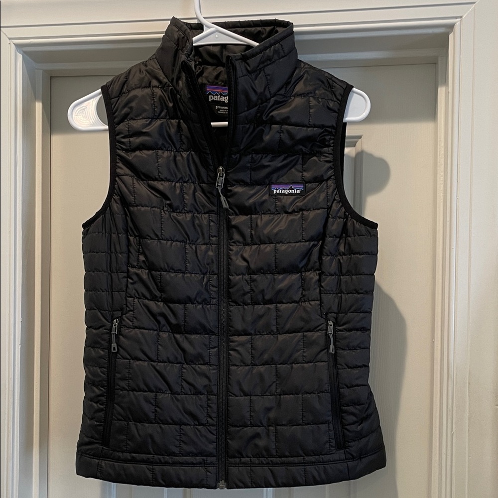 Patagonia Women's Black Puffer Vest